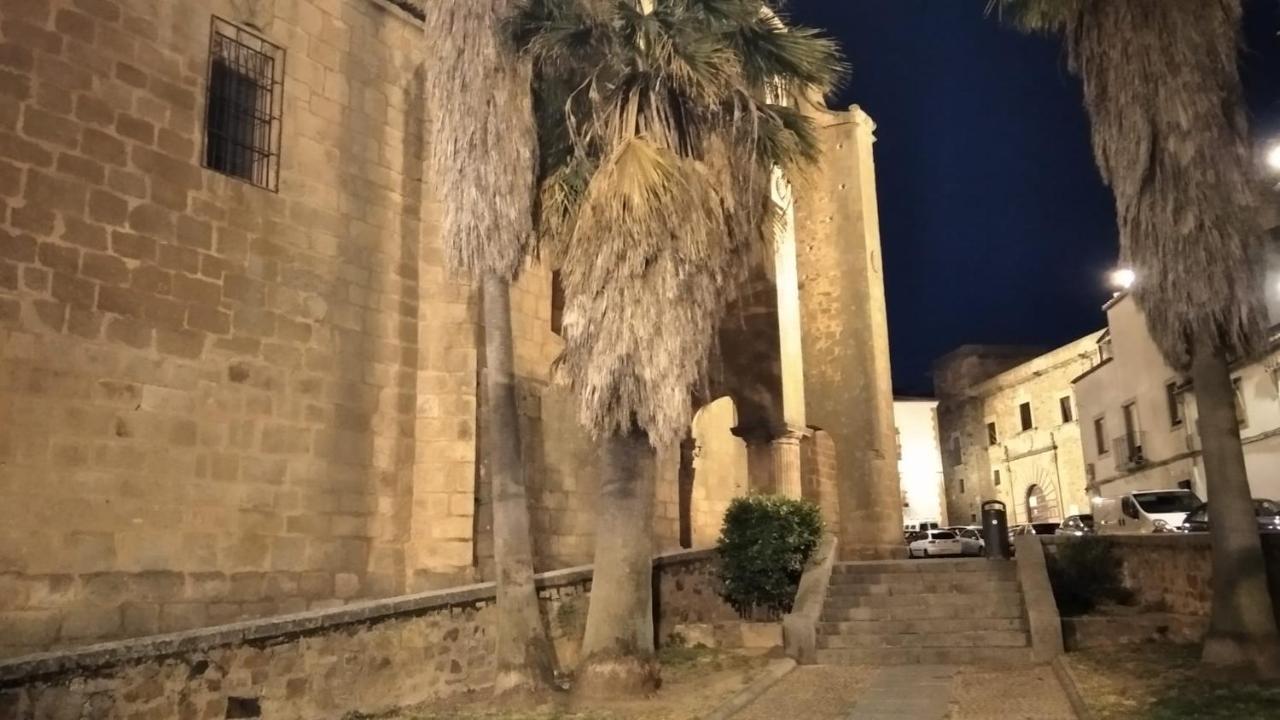 Naturalia: La Casita Con Patio Caces Exterior foto